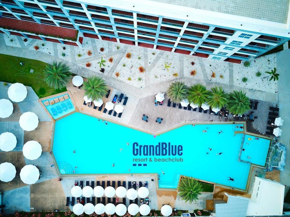 Grandblue Resort & Beachclub Mae Phim Exterior photo