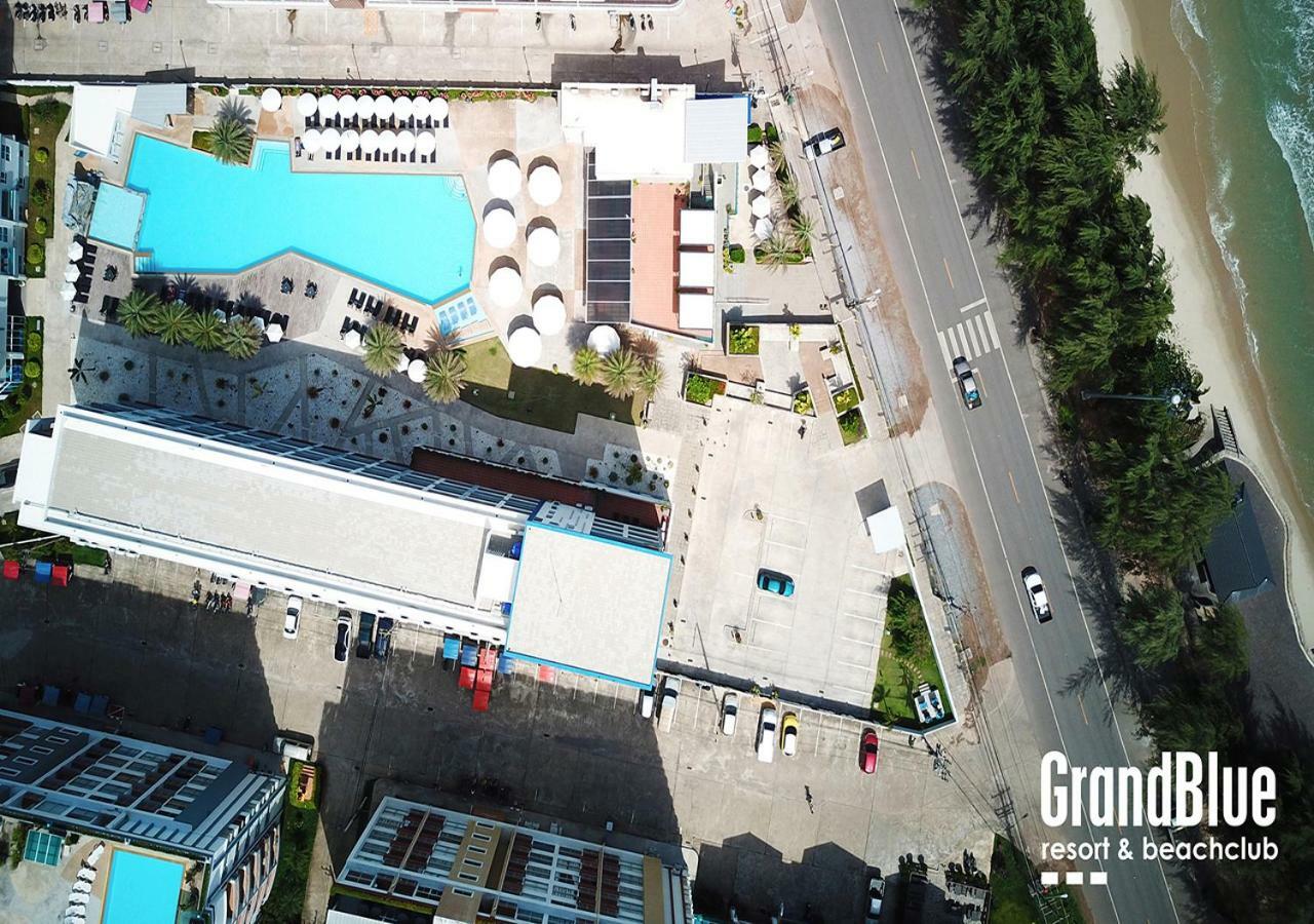 Grandblue Resort & Beachclub Mae Phim Exterior photo